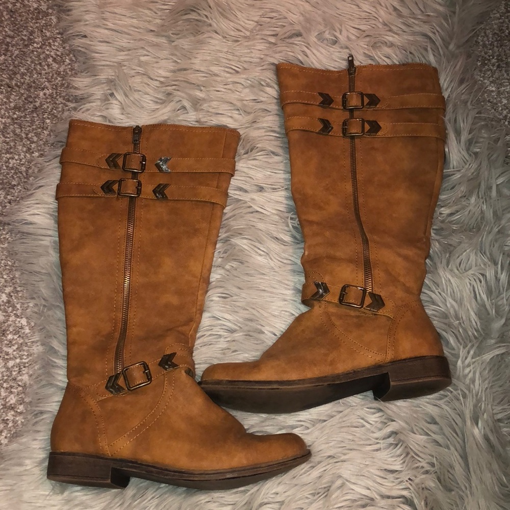 Brown boots